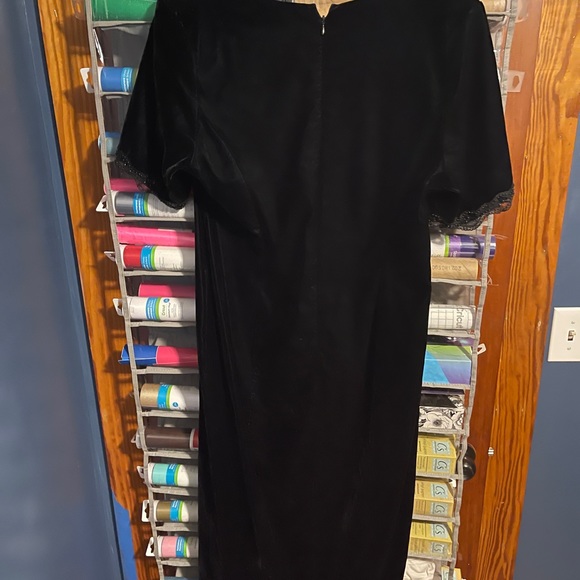 Wayne Diamond black dress in good condition size Xl - Picture 8 of 9